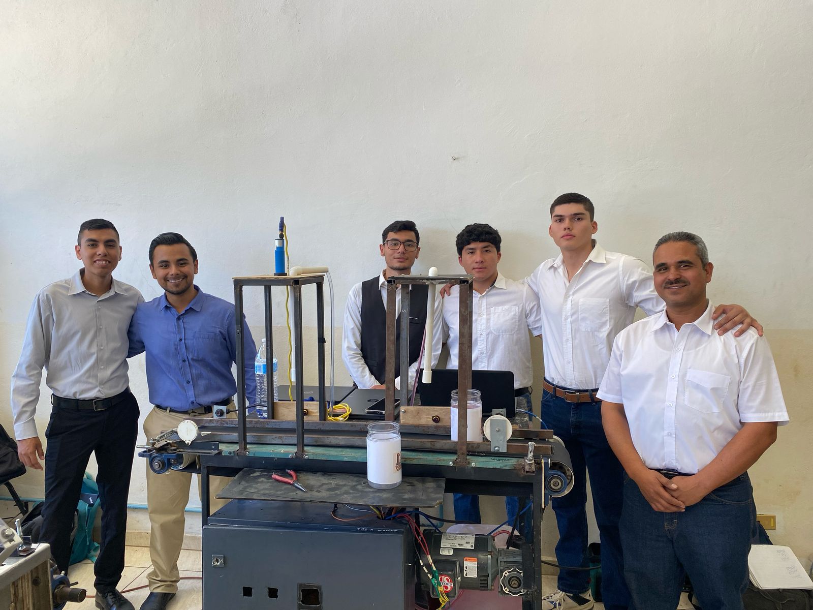 Realizan alumnos de la Universidad Tecnol&oacute;gica de Puerto Pe&ntilde;asco pr&aacute;cticas profesionales en el extranjero 