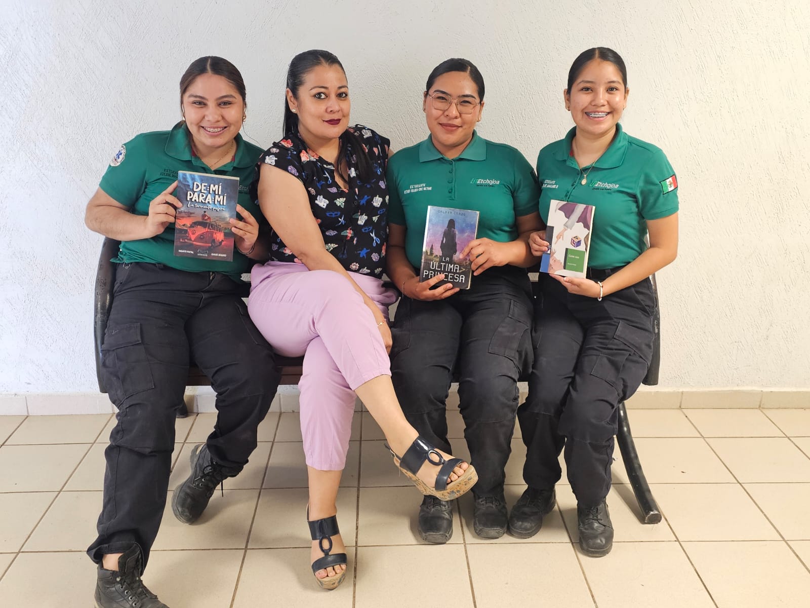 Gobierno de Sonora fortalece pensamiento cr&iacute;tico de universitarios a trav&eacute;s de la lectura 