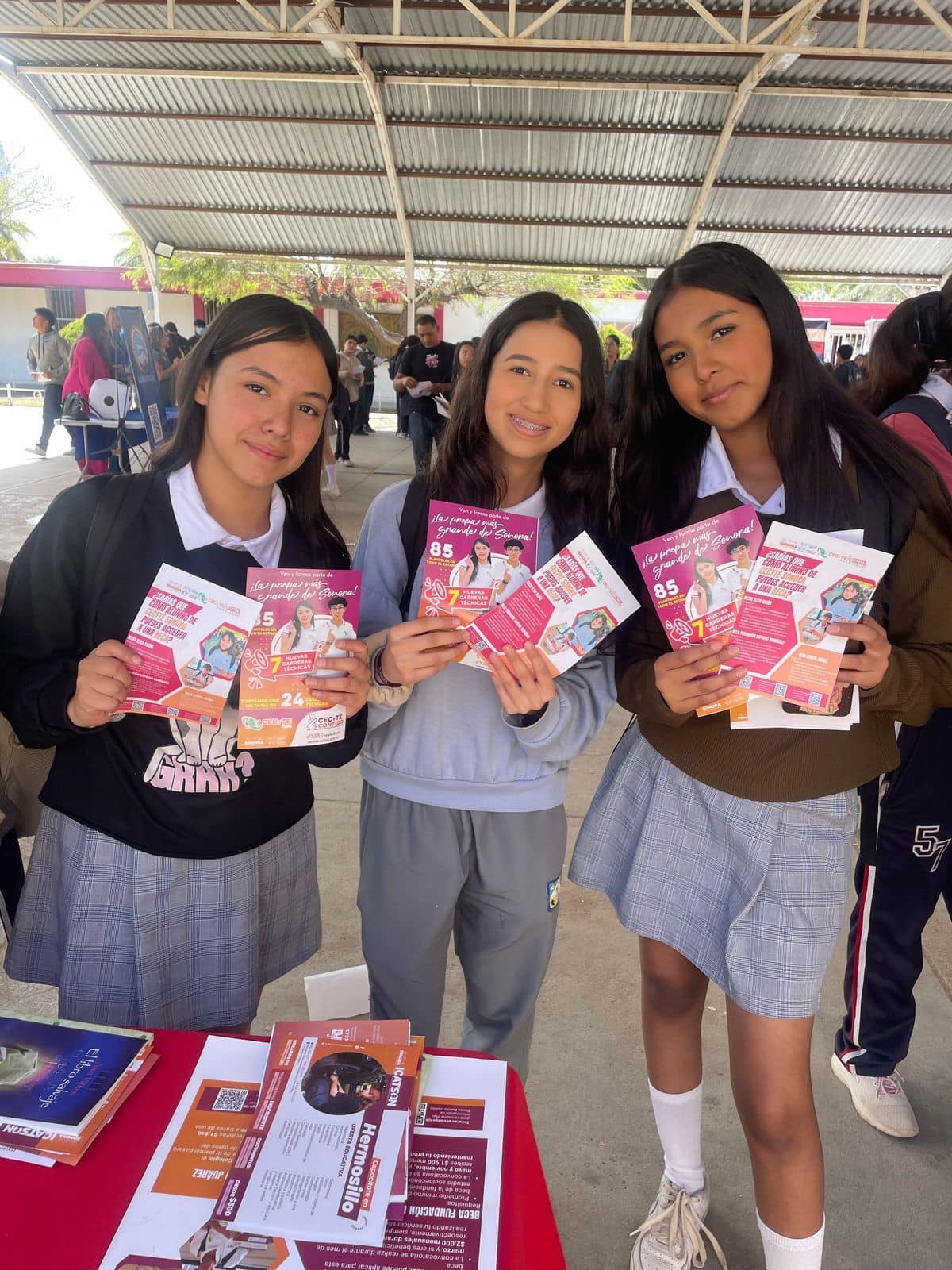 Gobierno de Sonora oferta educativa de preparatoria a alumnado que egresar&aacute; de secundaria: Froyl&aacute;n G&aacute;mez 