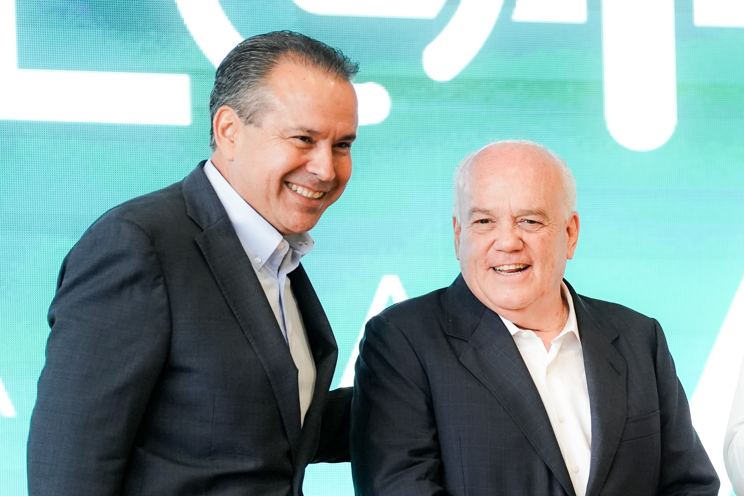 To&ntilde;o Astiazar&aacute;n asisti&oacute; a la gran final del desaf&iacute;o empresarial Hermosillo  47 