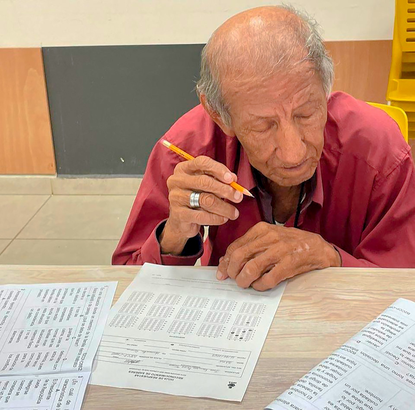 Esfuerzos del Gobernador Alfonso Durazo, colocan a Sonora en primer lugar nacional  en alfabetizaci&oacute;n: ISEA