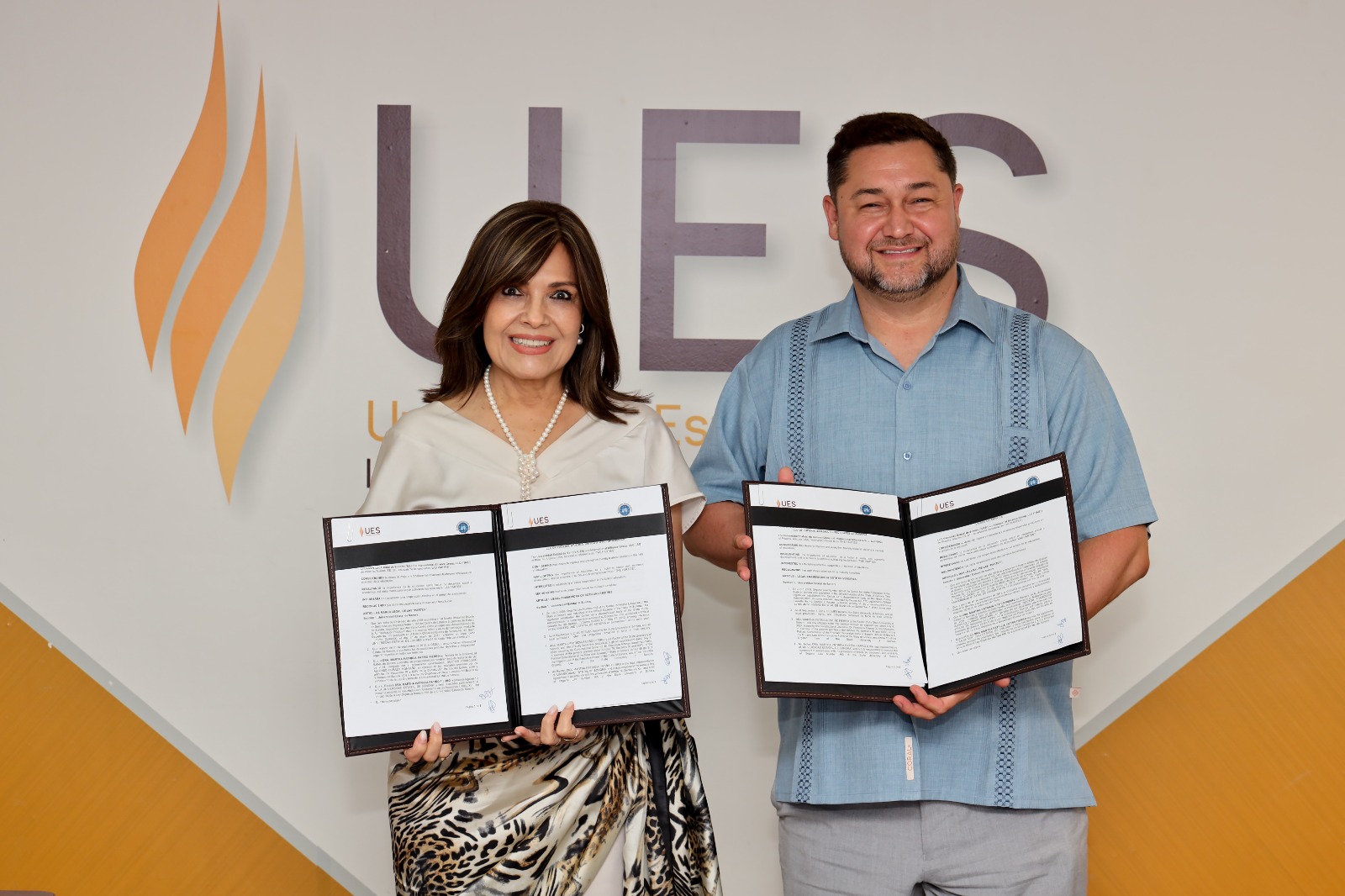 Gobierno de Sonora impulsa movilidad de talento en enfermer&iacute;a y docencia hacia Arizona: UES