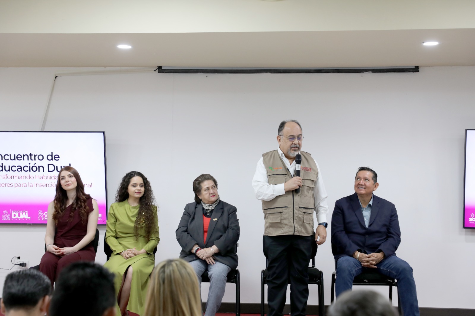 Cecyte Sonora realiza el Primer Encuentro de Educaci&oacute;n Dual 