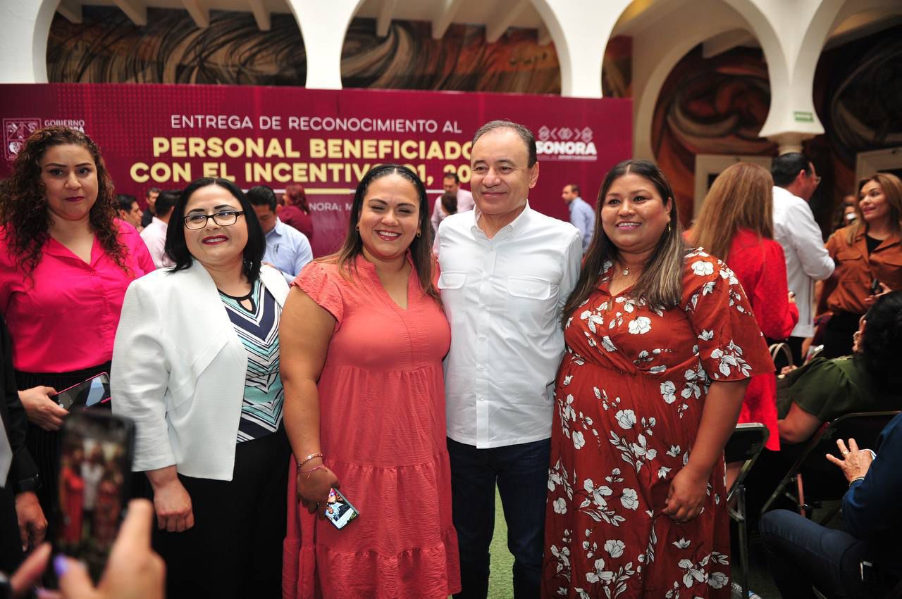 Gobernador Alfonso Durazo cumple con pago de retroactivo e incremento salarial al magisterio sonorense 