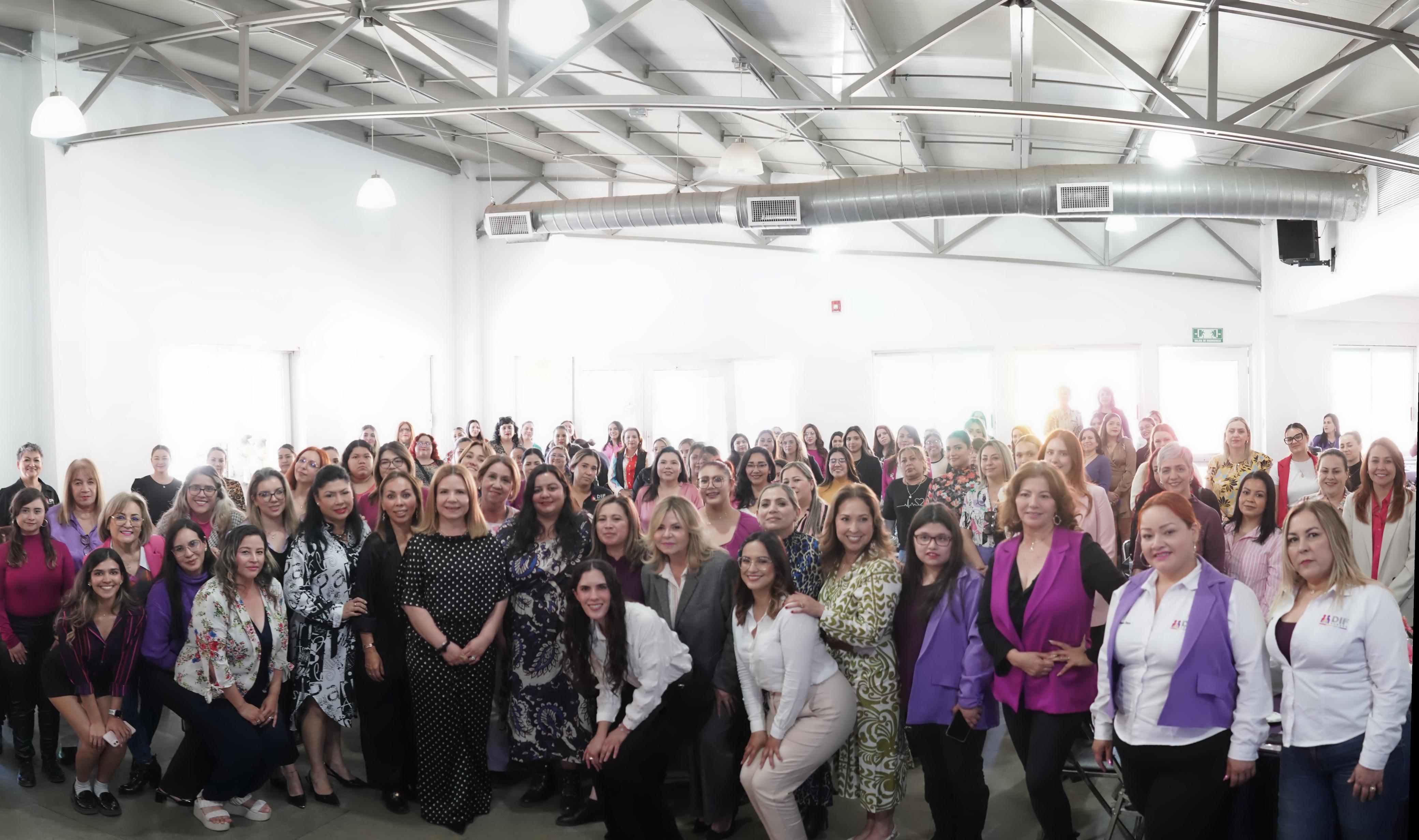 DIF llev&oacute; a cabo conferencia a trav&eacute;s de Sistema DIF Sonora sobre amor propio ecolagen corporal 