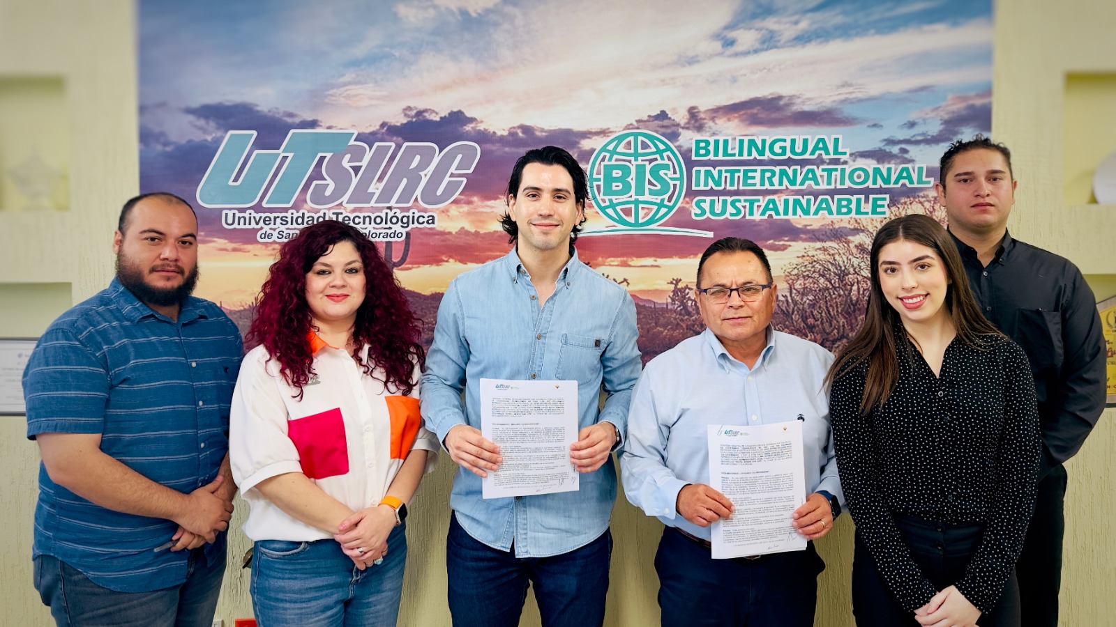 Gobierno de Sonora consolida v&iacute;nculos entre el sector productivo y universidades: Utslrc