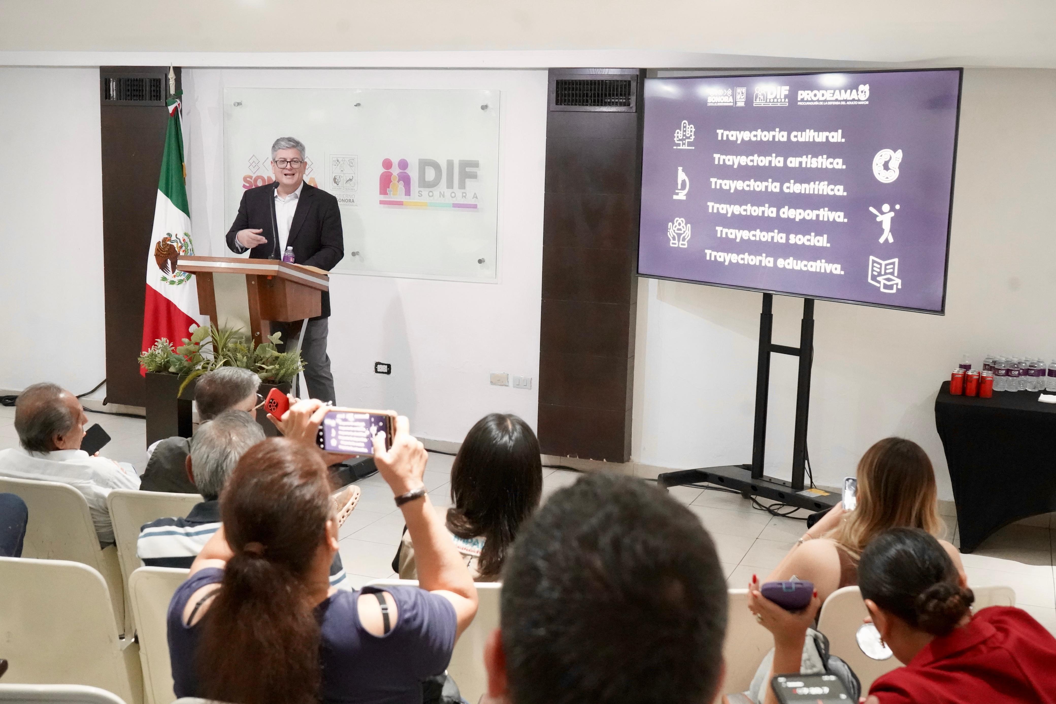 Gobierno de Sonora invita a nominar a personas mayores destacadas en el Reconocimiento Sahuaro 2025