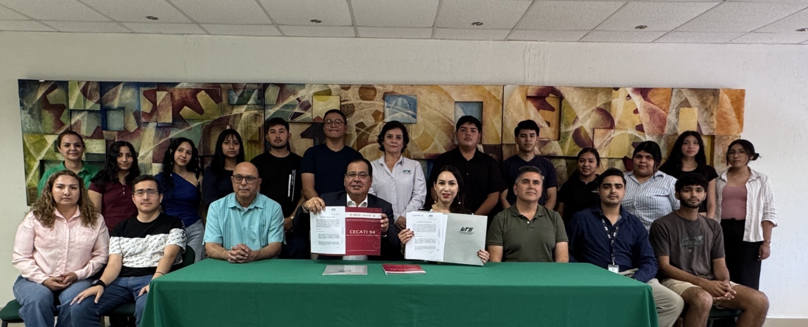 Fortalece Gobierno de Sonora competencia profesionales de docentes universitarios: UTS