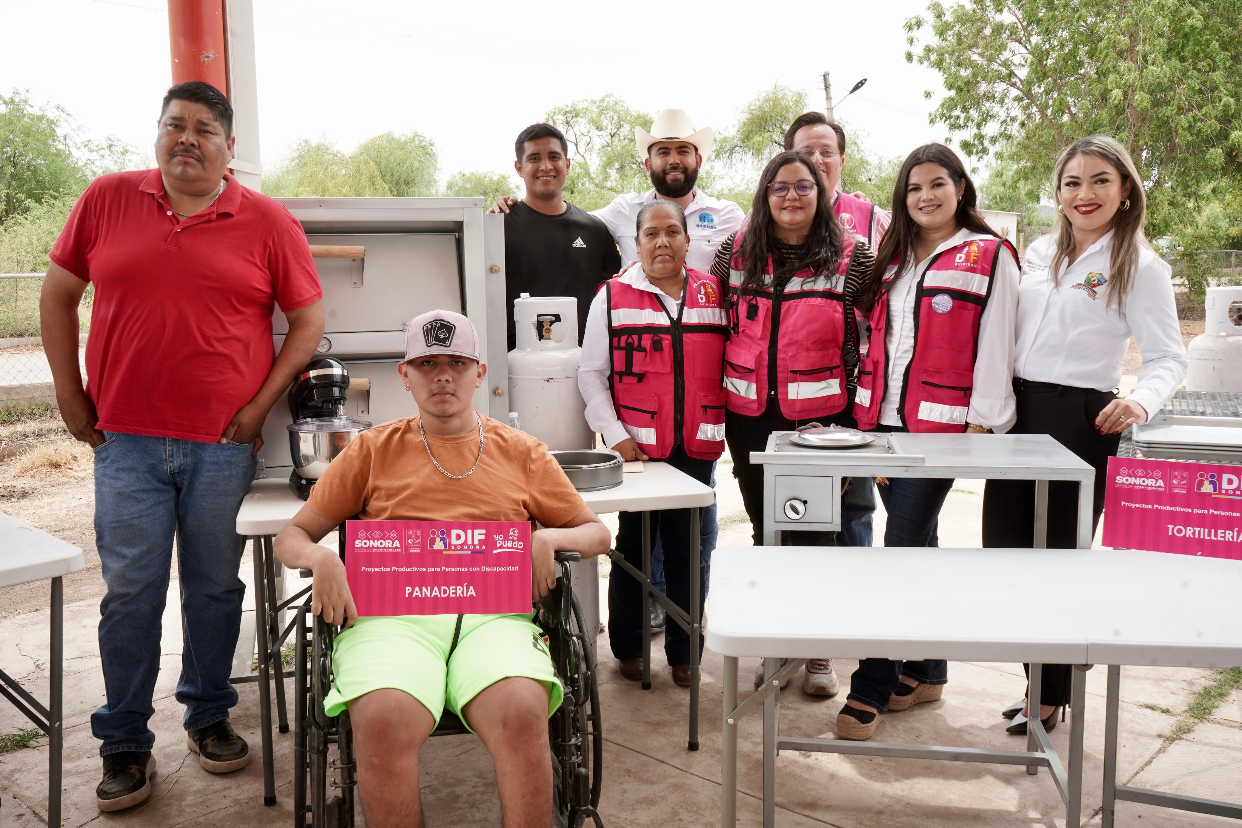 Entrega Gobierno de Sonora proyectos productivos y alimentarios en Quiriego