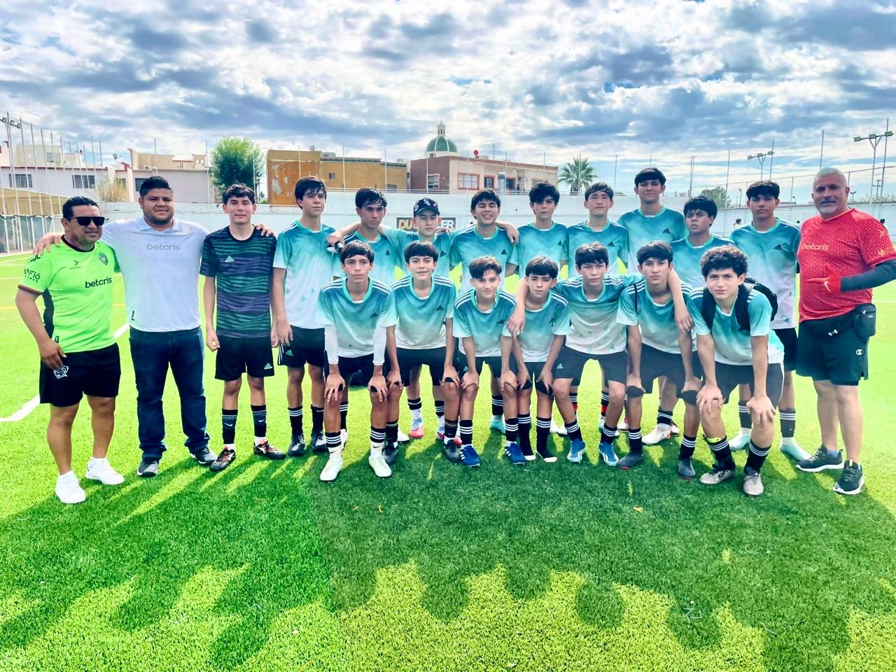 Alumnos de Cecyte Sonora se coronan campeones en Torneo Nacional de F&uacute;tbol 