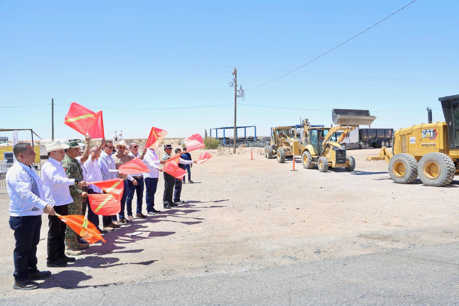 Arranca Alfonso Durazo rehabilitaci&oacute;n de carretera clave para el desarrollo del noroeste de Sonora 