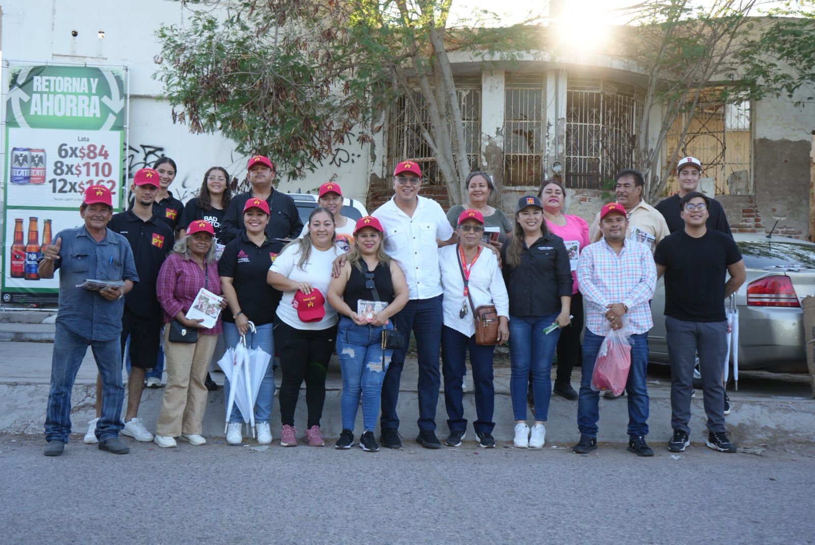 El diputado Ram&oacute;n Flores sigue apoyando a su gente en Guaymas 