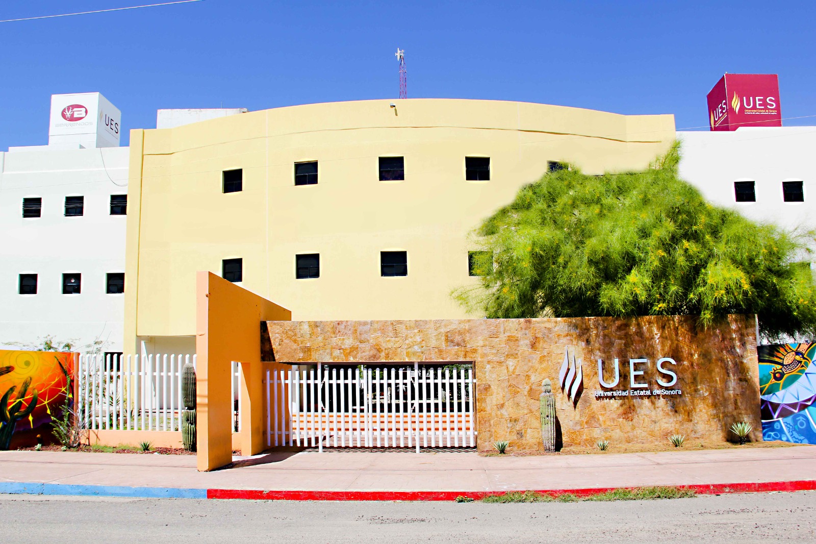 Gobernador Alfonso Durazo se compromete a ampliar el registro de inscripci&oacute;n de Educaci&oacute;n Superior en el estado 