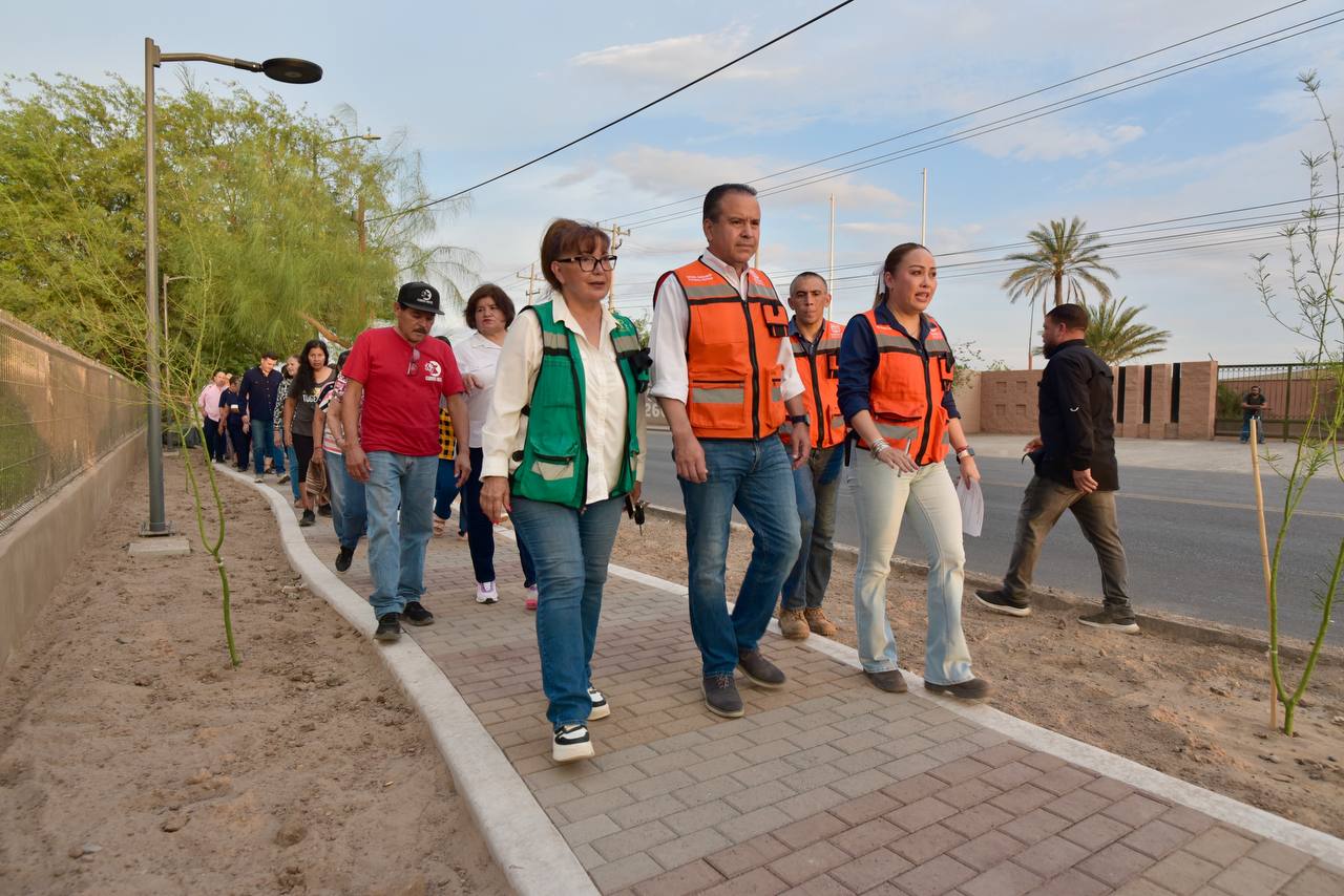 Verifican To&ntilde;o Astiazar&aacute;n y residentes Norponiente avance del Parque Lineal L&aacute;zaro C&aacute;rdenas 