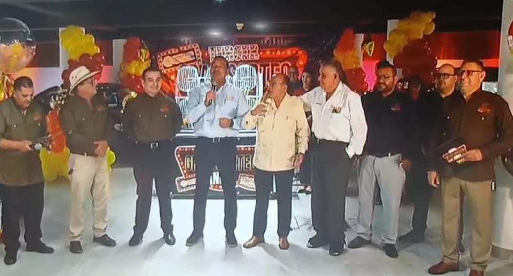 Se realiz&oacute; el gran sorteo de Cooperativa de la Secci&oacute;n 54 del SNTE, por el Secretario General, Mtro Javier Ceballos 